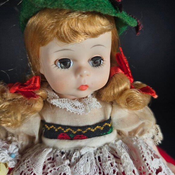 8 Inch Switzerland Doll by Madame Alexander Made in USA International Collection - Picture 5 of 8